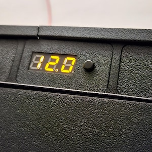 BMW E30 Voltmeter (Also Fits E32, E28, E24)