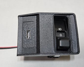 BMW E34 USB Charger