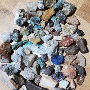 gift for rock lovers, gem stones, crystals and minerals