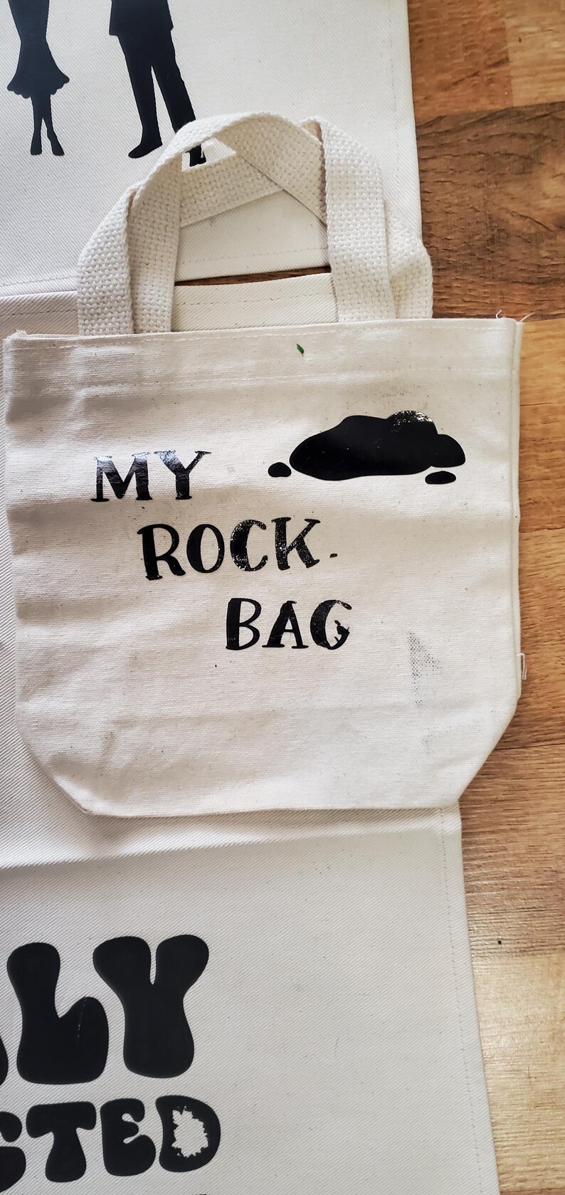 rock lovers bag and mat, decor image 6