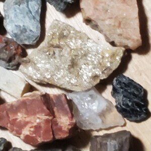 gift for rock lovers, gem stones, crystals and minerals zdjęcie 10