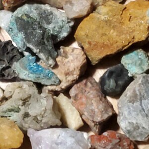 gift for rock lovers, gem stones, crystals and minerals zdjęcie 4