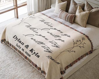 Couverture de mariage tissée personnalisée pour couples chrétiens, avec les noms des jeunes mariés et un verset biblique « Où tu vas, j'irai », jeté de canapé, cadeau d'anniversaire de mariage pieux