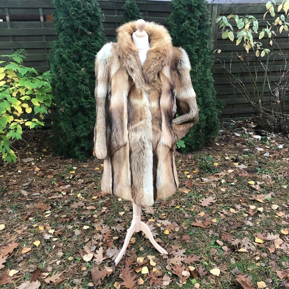 Wild Coyote M L Real Fur Coat Wild Coyote Fur Coat Fox Coat