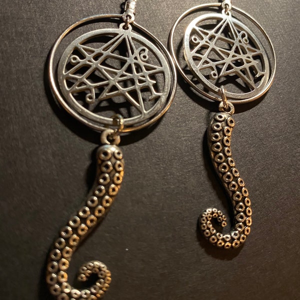 Necronomicon Earrings Lovecraft Call of Cthulhu Gate Sigil