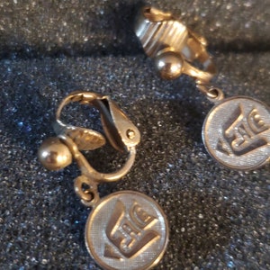1960s Peace Clip-on Earrings, Vintage