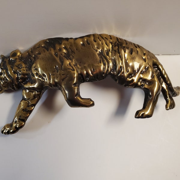 LALOON EXCLUSIVE 1980s Stalking Tiger Very Large Belt Buckle