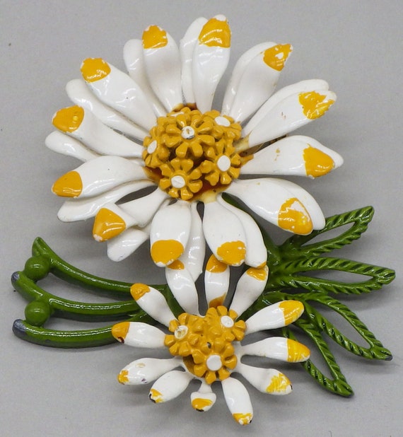 Vintage Brooch with Two Daisy's Enameled Daisy Br… - image 1