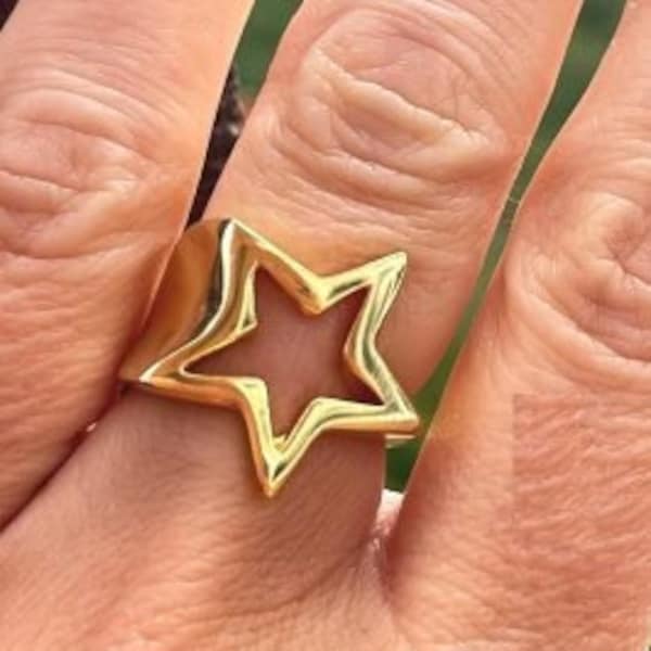 Gold Star Ring, Falling Star Ring, Gold Band Ring, Thick Star Ring, Celestial Ring Gold, Gold Plated Brass, Valentine's Day,  R230 GO