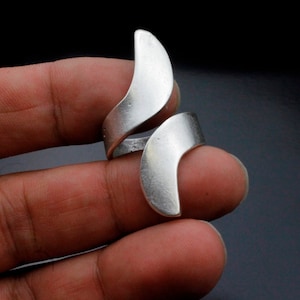 Snygg silverring, boho-ring, öppen ring, hippie-ring, lång ring, justerbar ring, stor ring, elegant ring, julklapp, 175 kr