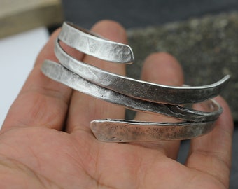 Silver Hammered Cuff Bracelet, Antique Silver Cuff Bracelet, Wrap Boho Bracelet, Gift for Her, Christmas Gift, Bracelet for Women, B113