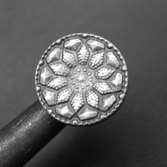 Silver Flower Ring, Round Ring, Spring Ring, Flor… - image 1