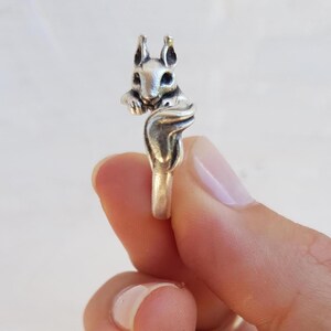 Anillo de ardilla envolvente, Anillo de ardilla de plata, Anillo de ardilla mínimo, Anillo de animales, Anillo de dibujos animados, Regalo para ella, Anillo Boho R359 AS