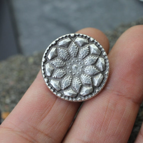 Silver Flower Ring, Round Ring, Spring Ring, Flor… - image 9