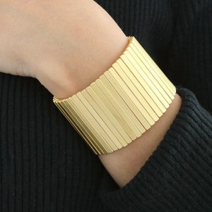 Pulsera llamativa de oro mate, brazalete envolvente, pulsera elástica artesanal, idea de regalo especial, pulseras ajustables para mujer, B03go