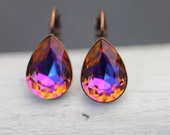 スワロフスキークリスタル ティアドロップイヤリング：オリビン ペア