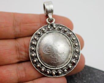 Colgante de escudo de plata, colgante de medallón, colgante con símbolo del Imperio Otomano, colgante antiguo, colgante redondo, dije de escudo de metal, P2087