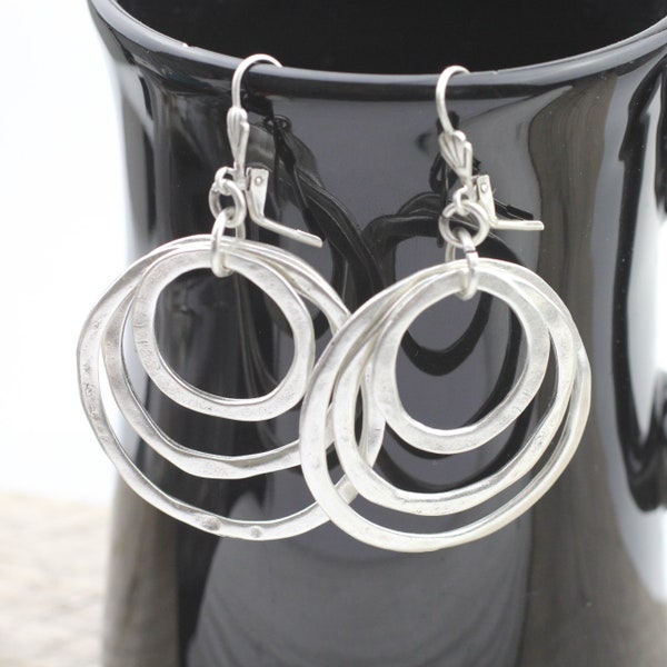 Créoles en argent, boucles d'oreilles en argent cercle ouvert, boucles d'oreilles en laiton martelé, boucle d'oreille pendante ronde, cadeau pour elle, cadeau de Noël, E196 as