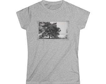 Snowy Tree Graphic Tee - Nebraska Winter Scene Women's T-Shirt