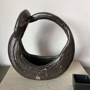 Vintage Midcentury Modern Brutalist Studio Pottery Signed Ikebana Black Vase, Japanese Floral Arrangement, Sculptural Ikebana Full Moon Vase