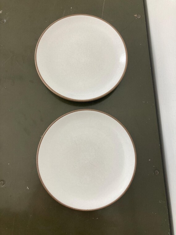 Vintage Heath Ceramics Coupe Plates: Opaque White With Brown Rim