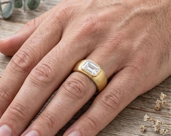 Chevalière avec diamants cultivés en laboratoire - Taille émeraude, lunette en or massif