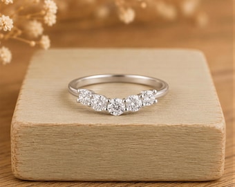 Diamond Chevron Wedding Band: Lab Grown Stones (Platinum, Curved)