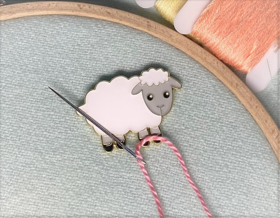 Magnetic Needle Minder: Sheep