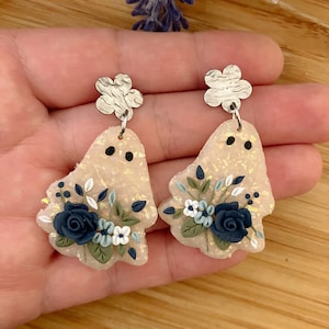 Polymer Clay Floral Ghost Earrings, Boho ghost Earrings, Embroidered Clay Halloween Earrings, Unique Spooky Ghost Jewelry, Gift For her