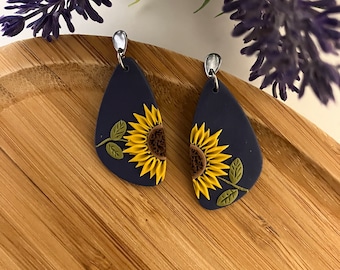 Clay Sunflower Earrings: Navy Blue Floral Dangles, Stainless Steel