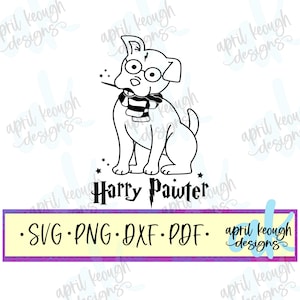 Puede incluir: Ilustración en blanco y negro de un perro con gafas y una bufanda, sosteniendo una varita mágica. El perro está sentado y el texto "Harry Pawter" está debajo del perro. La imagen tiene una pancarta amarilla en la parte inferior con el texto "SVG PNG DXF PDF. april keough designs"