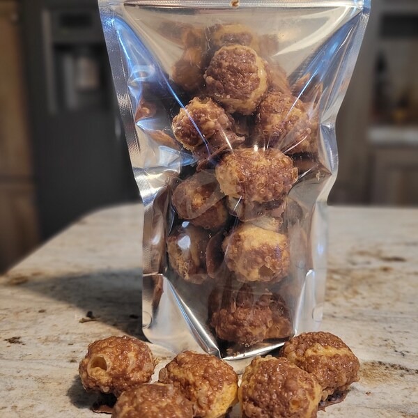 2oz Freeze Dried Chocolate Bombs (left or right) 2oz resealable bag