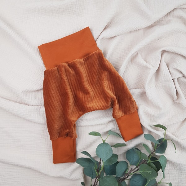 Cordhose in Cognac, Kinderhose Kuschelhose, Nicki Cordhose für Kinder und Babys