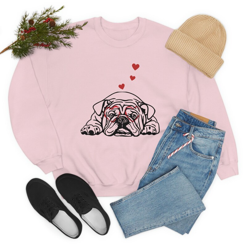Cute Bulldog mama Sweatshirt, Bulldog lover sweatshirt, love Bulldog sweatshirt, love my Bulldog Bulldog dad,funny bulldog mama gift, Light Pink