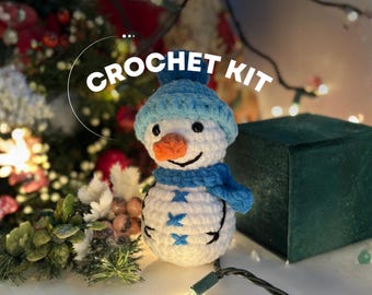 Crochet christmas kit snowman, amigurumi kit, holiday gift, crochet kit for beginners, diy plushie kit, craft christmas gift, plush toy