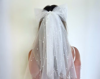 Bachelorette Bow Veil Pearl Tulle Bow Bridal Hair Bow Party Pearl Bow Veil Bride Bow Veil Pearl Bridal Short Veil Bride To Be Gift Pearls