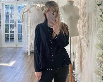 Pearl Shirt Cute Office Outfits Trendy Blouse Button Up Blouse Frill Shirt Pearl Edged Shirt Detail Oversized Pearl Embellished Shirt Black