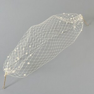 thumbnail image 2 of Birdcage Wedding Veil – 12 Inches X 1 Yard – Unbranded 2 of 5