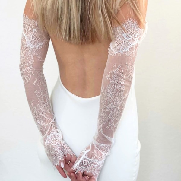 Lace Bridal Glove Lace Wedding Glove Chantilly Lace Glove Lace Sleeve Wedding Dress Sleeve Scalloped Lace Edge Fingerless Sleeves Detachable