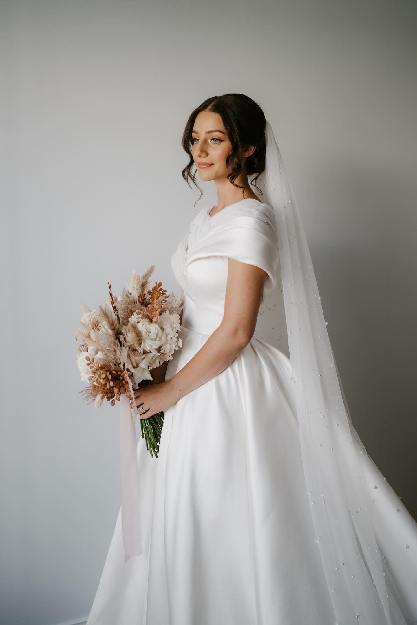 Pearl Wedding Veil Scattered Pearl Veil Embellished Veil 