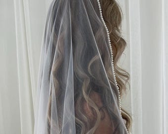 Pearl Wedding Veil Scattered Pearl Veil Embellished Veil  display picture 3