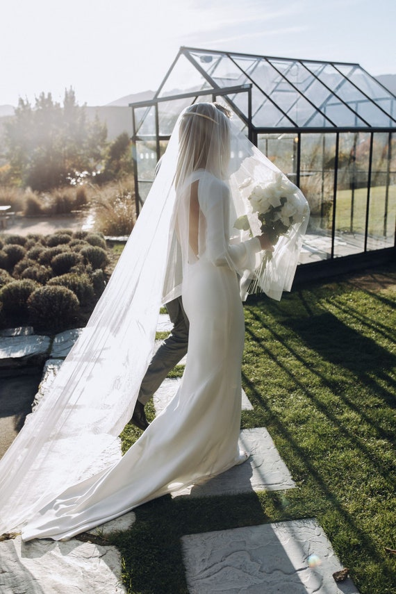 Cascading 2 Tier Cathedral Veil with Blusher |  Off-White