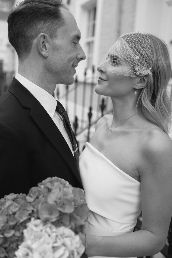 Ivory Dot Birdcage Veil Headband Wedding Veil Bridal  display picture 1