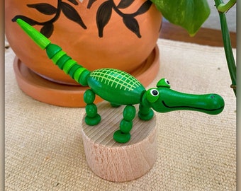 折りたたみ式ワニ押しおもちゃ：手作りのヨーロピアンスタイルの木製動物