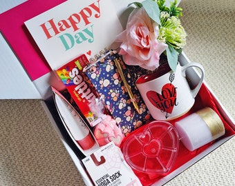 Birthday Bundle Gift Box For Girl, Set for Twin, Thinking of you, Fun Love you sweet Package, Giftable Pink set for bestie