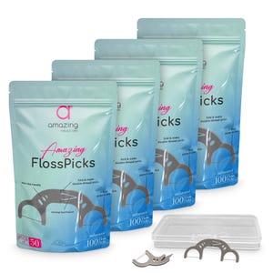 以下が含まれることがあります： 無香料のフロスピックが4つのパッケージに入っています。各パッケージには100本のフロスピックが入っています。パッケージは青と白で、「Amazing FlossPicks」と「無香料 100本フロスピック」の文字が書かれています。また、透明なプラスチック製の容器にフロスピックが2本入っています。