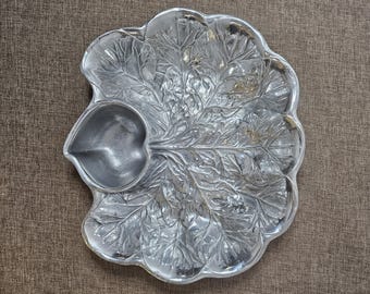 Wilton Armetale Radish and Cabbage Motif Vegetable Chip and Dip Serving Dish