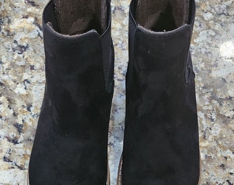 Women's Kensie Klassen Black Chelsea Boots 6 U.S. New