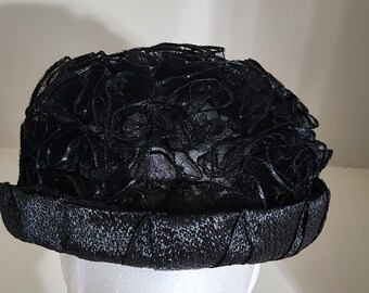 Vintage Black Raffia Crochet Hat: Sheer Ruffled Top  display picture 3