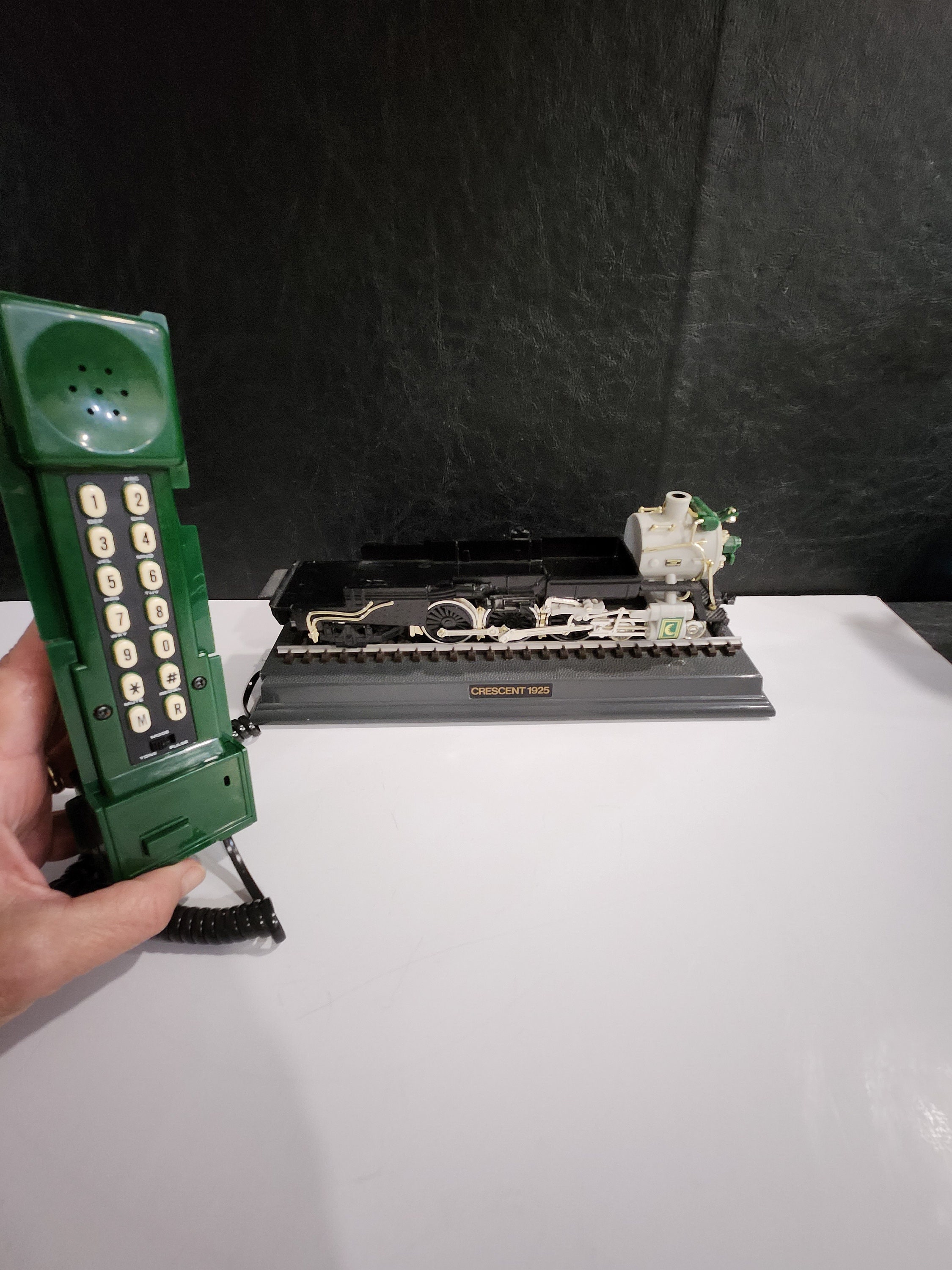 Replica of A 1925 Locomotive Train Telephone Crescent 1925 Works